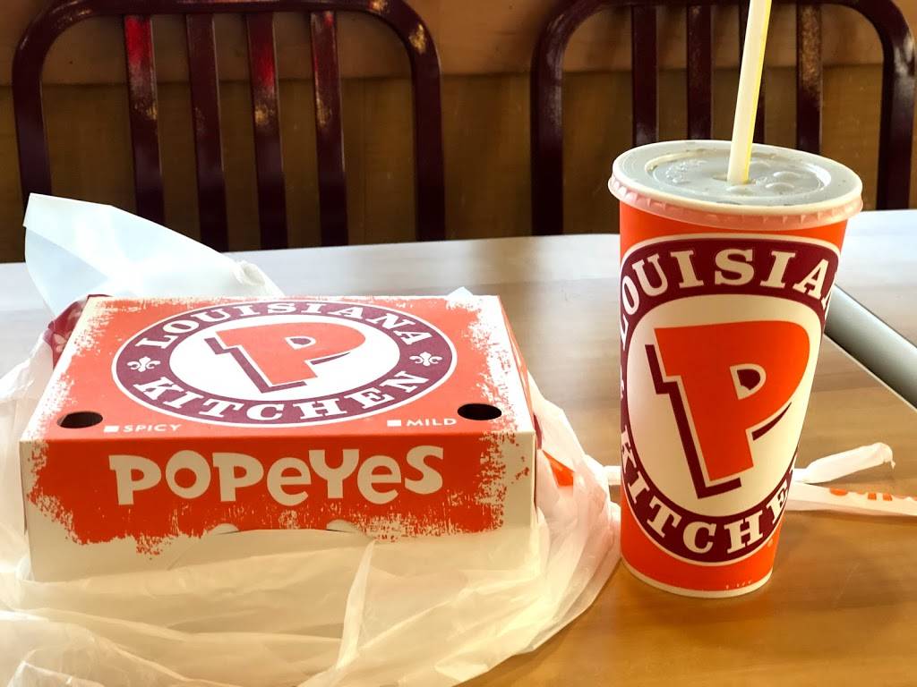 Popeyes Louisiana Kitchen | restaurant | 4400 Federal Blvd, Denver, CO 80211, USA | 3034770124 OR +1 303-477-0124