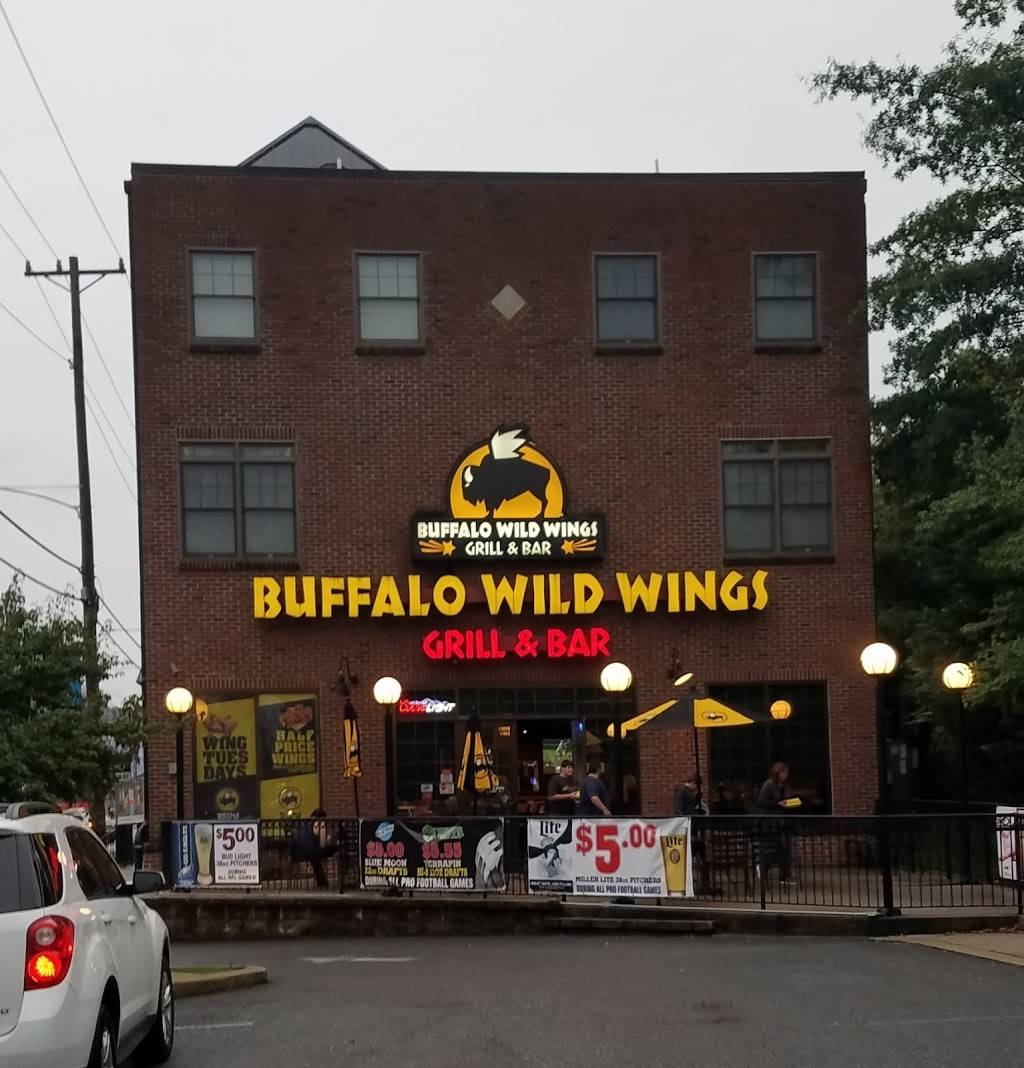 Buffalo Wild Wings | restaurant | 100 Elkton Rd, Newark, DE 19711, USA | 3027313145 OR +1 302-731-3145