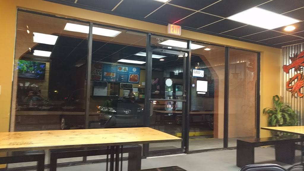 Tasty Cajun | restaurant | 1000 W Waters Ave #6, Tampa, FL 33604, USA | 8132529266 OR +1 813-252-9266