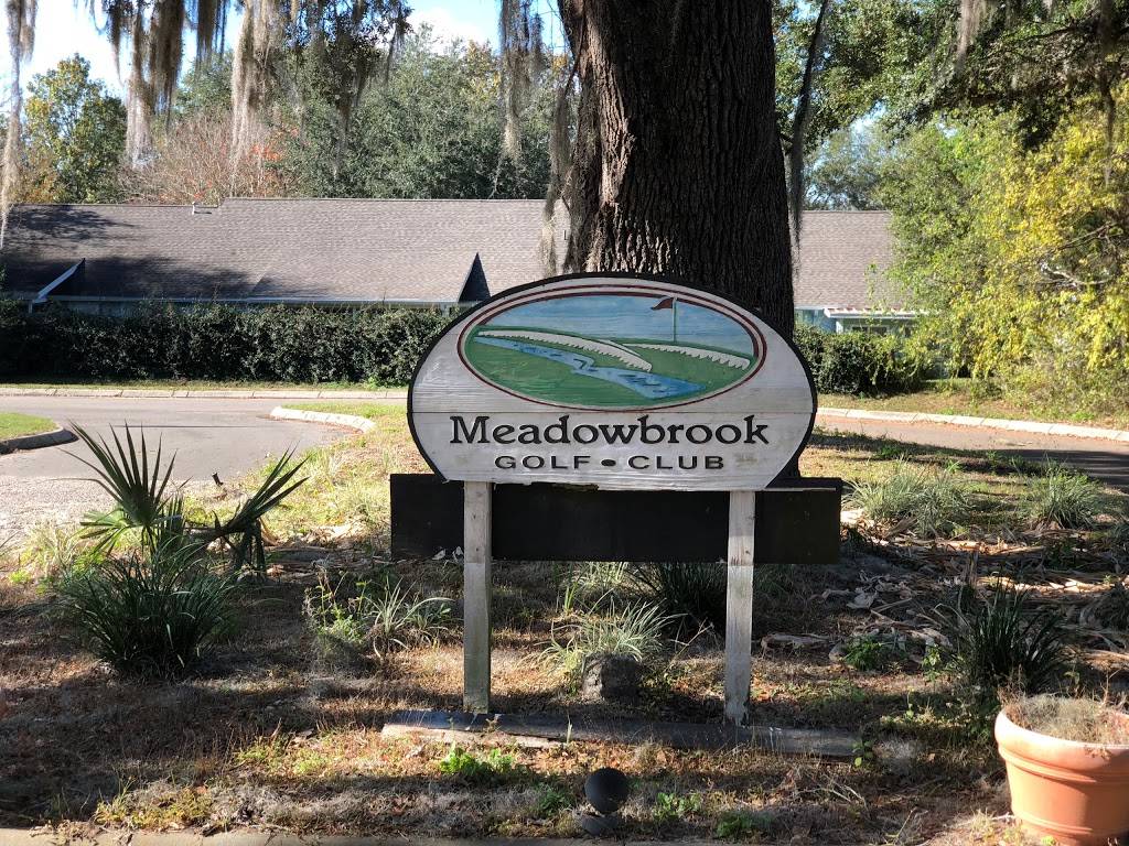 Nolas Cajun Po Boys & Seafood In The Meadowbrook Golf Club | restaurant | 3200 NW 98 St, Gainesville, FL 32606, USA | 3526726752 OR +1 352-672-6752