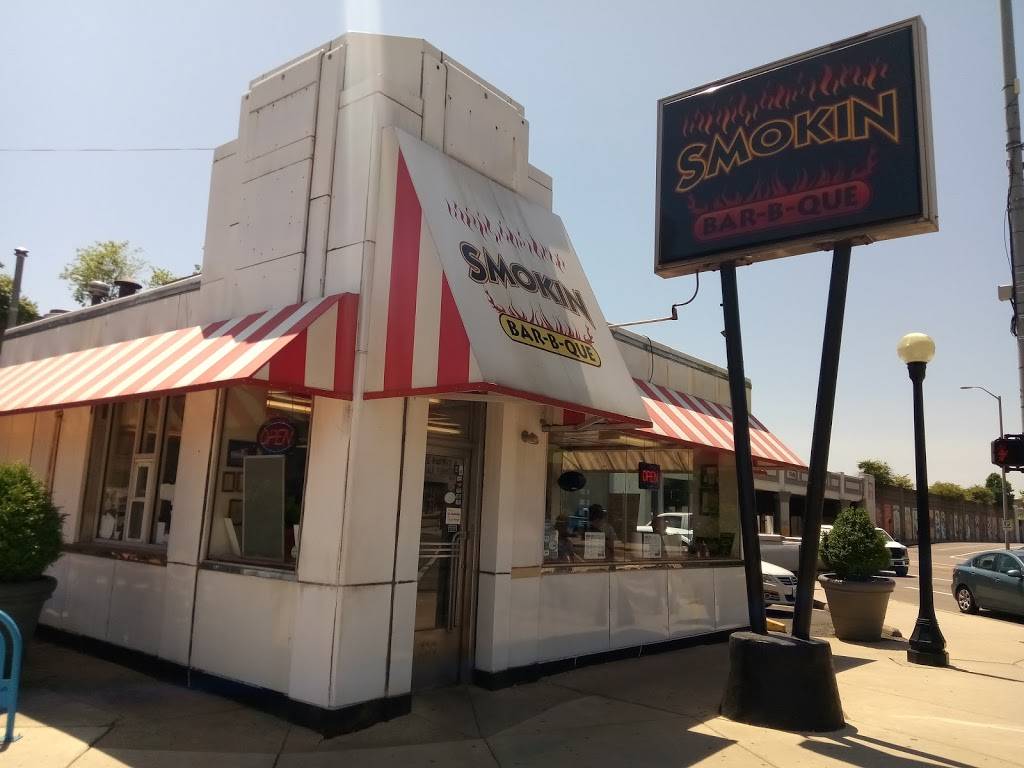 Smokin Bar-B-Que | restaurant | 200 E 5th St, Dayton, OH 45402, USA | 9375869790 OR +1 937-586-9790