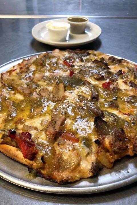 Saporitos Pizzeria | restaurant | 222 W Railroad St, Lena, IL 61048, USA | 8153694400 OR +1 815-369-4400