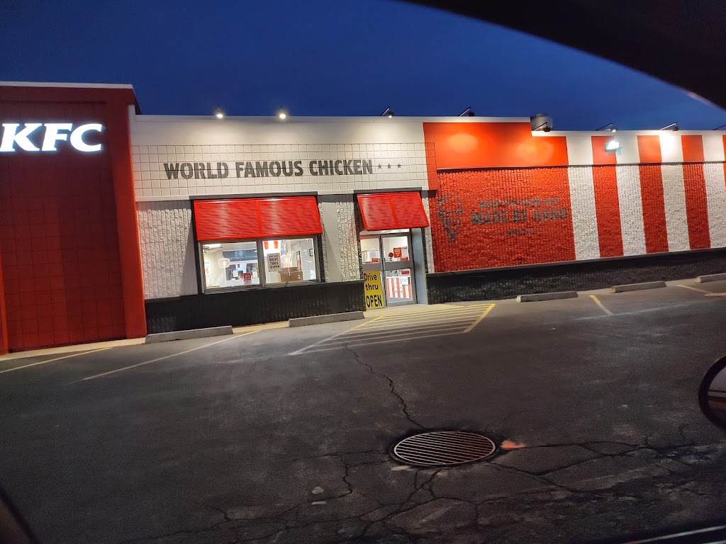 KFC | restaurant | 1706 Adams Ave, La Grande, OR 97850, USA | 5419638151 OR +1 541-963-8151