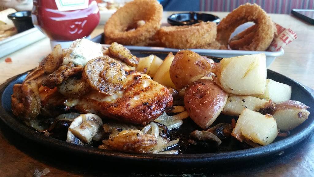 Applebees Grill + Bar | restaurant | 3501 S Rainbow Blvd, Las Vegas, NV 89103, USA | 7022203070 OR +1 702-220-3070