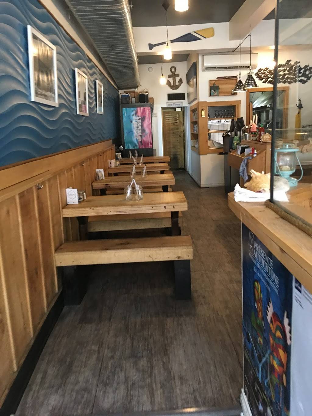 La Queue de Poisson | restaurant | 3779 Rue Wellington, Verdun, QC H4G 1V1, Canada | 5145078245 OR +1 514-507-8245