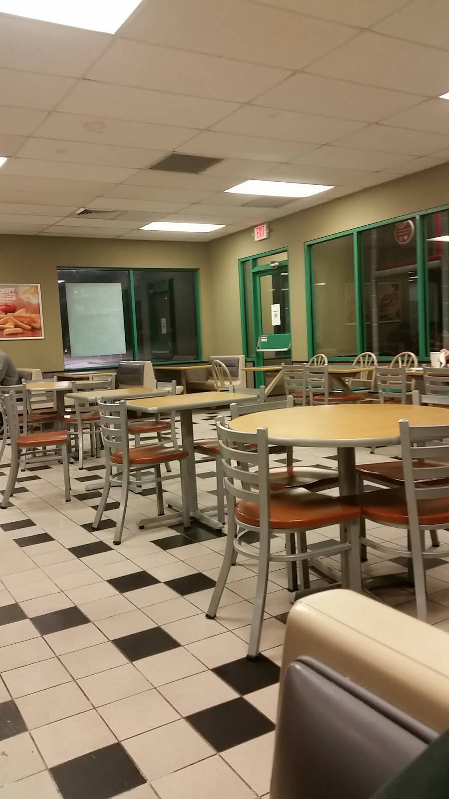 Burger King | restaurant | 915 N Chapel St, Louisville, OH 44641, USA | 3308754950 OR +1 330-875-4950