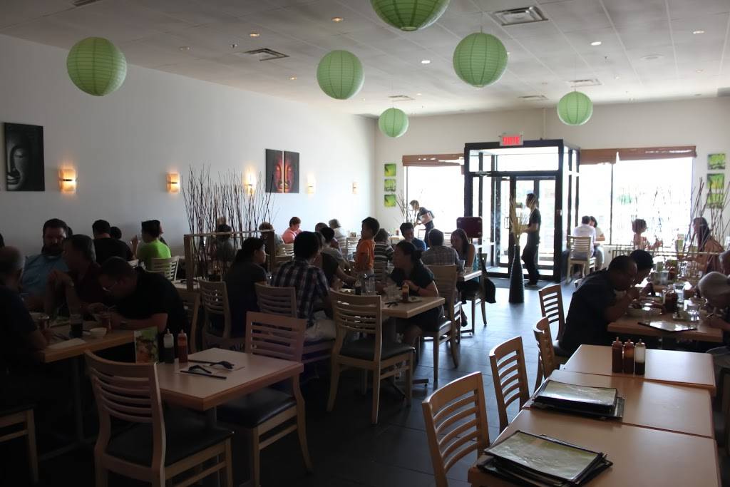 Sao Sao | restaurant | 7209 Boulevard Taschereau #106, Brossard, QC J4Y 1A1, Canada | 4504432388 OR +1 450-443-2388