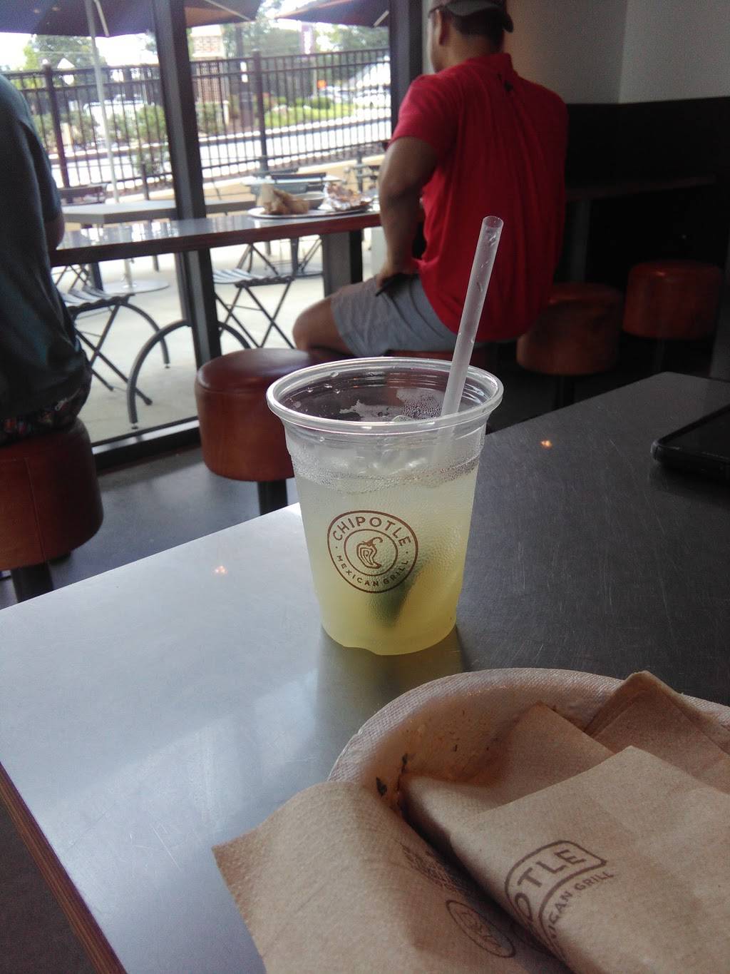 Chipotle Mexican Grill | restaurant | 4600 Roswell Rd Unit B110, Sandy Springs, GA 30342, USA | 4042571510 OR +1 404-257-1510