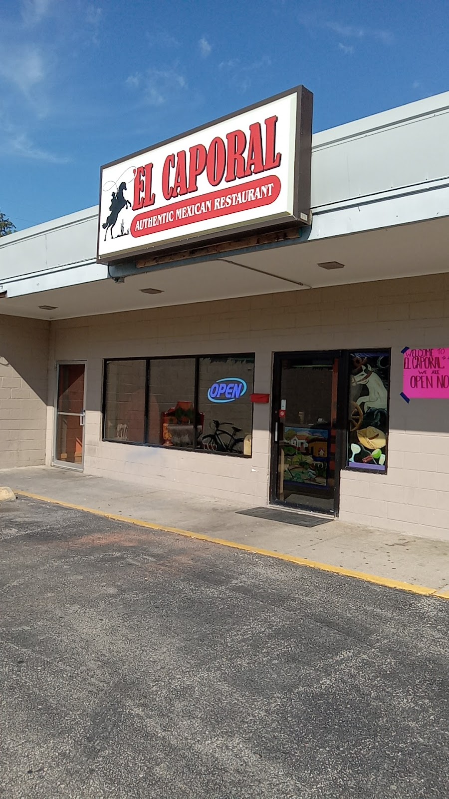 El Caporal | restaurant | 223 N Black River St, Sparta, WI 54656, USA | 6082690547 OR +1 608-269-0547