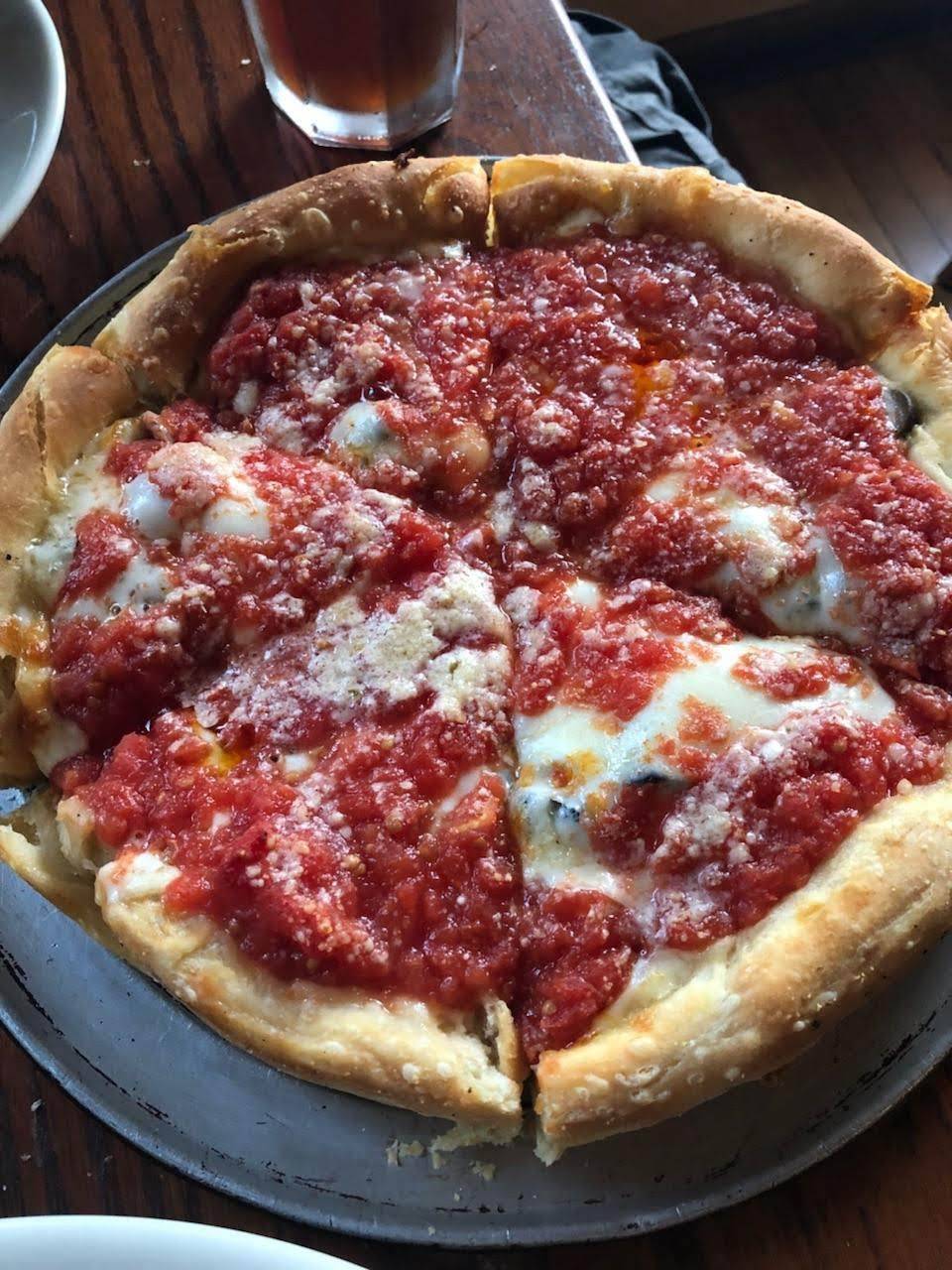 Bella Luna Cafe | meal delivery | 3826, 3826, 731 N Dearborn St, Chicago, IL 60654, USA | 3127512552 OR +1 312-751-2552