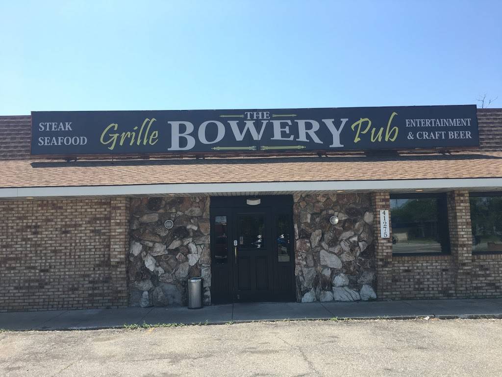 The Bowery Grille & Pub | restaurant | 3658, 41275 Ford Rd, Canton, MI 48187, USA | 7349811313 OR +1 734-981-1313