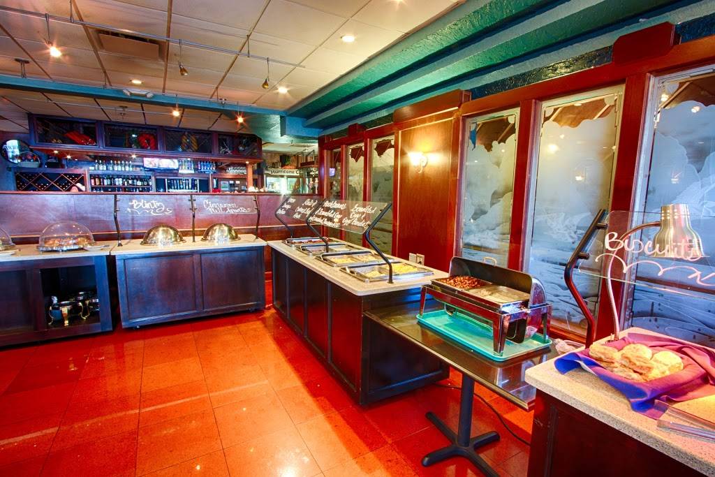 Hurricane Charleys Raw Bar & Grill | restaurant | 300 W Retta Esplanade, Punta Gorda, FL 33950, USA | 9416399695 OR +1 941-639-9695