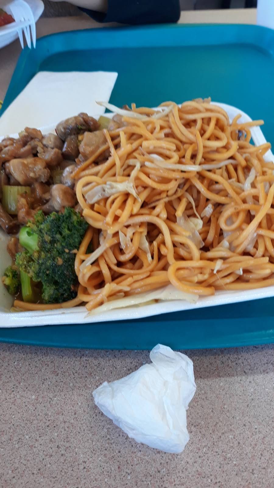 Chinatown Express | restaurant | 636, 9999 E Compton Blvd, Compton, CA 90220, USA | 3106396878 OR +1 310-639-6878