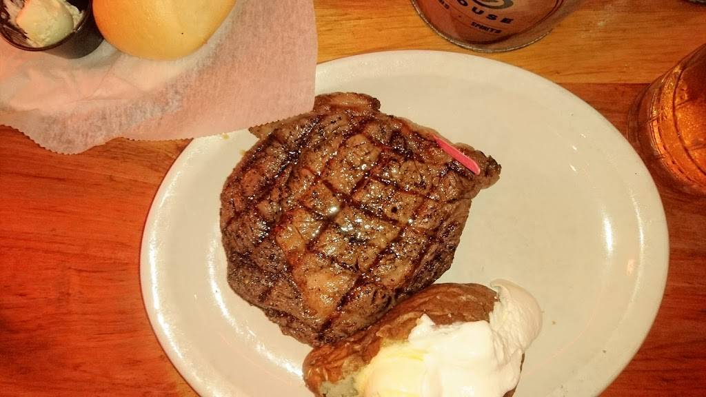 Arbys | restaurant | 1228 S Broadway, Lexington, KY 40504, USA | 8592554848 OR +1 859-255-4848