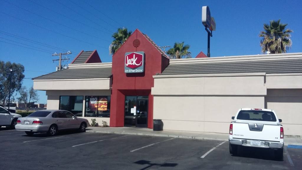 Jack in the Box | restaurant | 14398 County Line Rd, Delano, CA 93215, USA | 6617211132 OR +1 661-721-1132