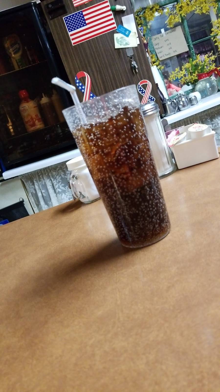 Da Lees Cozy Corner | restaurant | 720 E Main St, Streator, IL 61364, USA | 8156729299 OR +1 815-672-9299