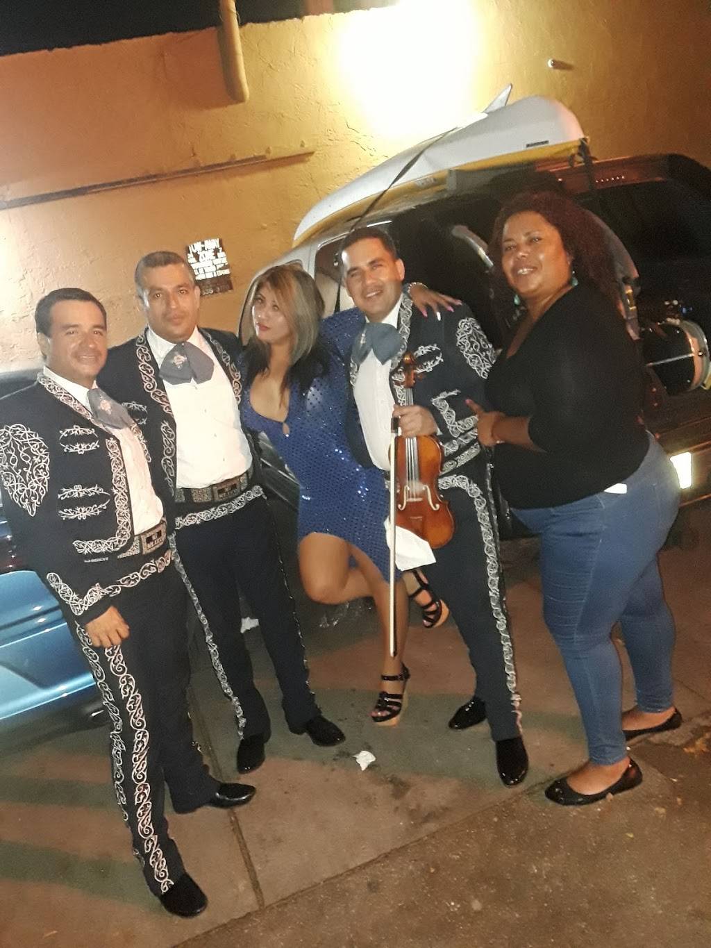 Galiano Cafeteria | restaurant | 2432 NW 27th Ave, Miami, FL 33142, USA | 3056352020 OR +1 305-635-2020