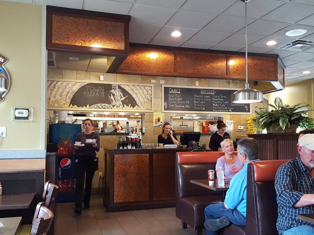 Town Pizza II | restaurant | 18 Kingstown Rd, Richmond, RI 02898, USA | 4015390005 OR +1 401-539-0005