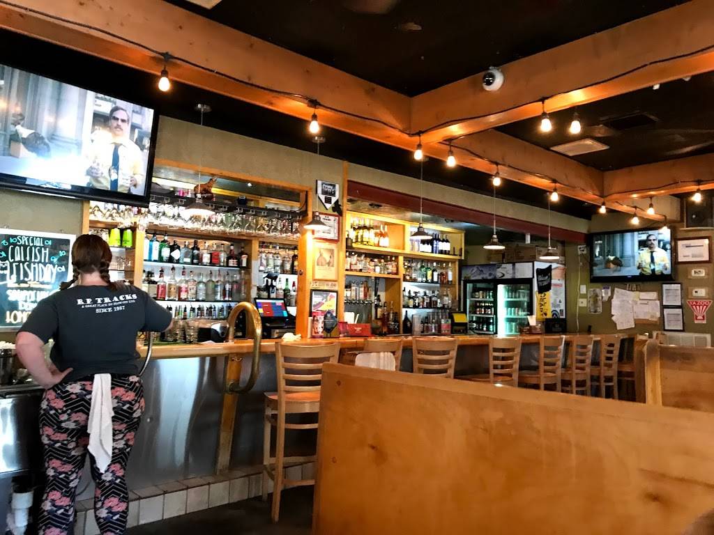 RP Tracks Restaurant & Bar | restaurant | 3547 Walker Ave, Memphis, TN 38111, USA | 9013271471 OR +1 901-327-1471