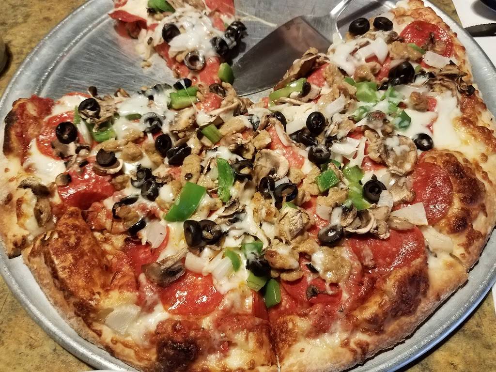 Uncle Vinnys Eatery & Pizza | restaurant | 12424 NE Sandy Blvd, Portland, OR 97230, USA | 5032547930 OR +1 503-254-7930