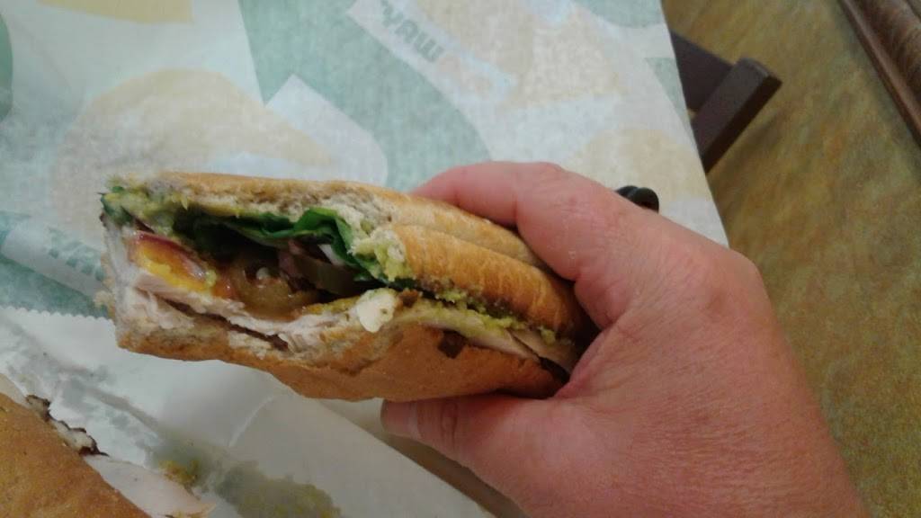 Subway | restaurant | 44 State St, Lynn, MA 01901, USA | 7815953333 OR +1 781-595-3333