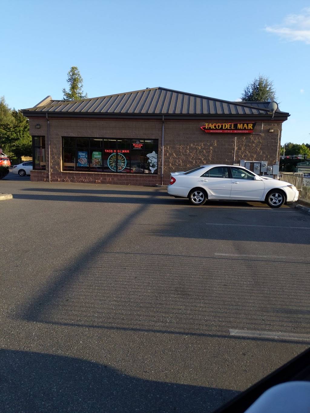 Taco Del Mar | restaurant | 7058 WA-303 #102, Bremerton, WA 98311, USA | 3606927704 OR +1 360-692-7704