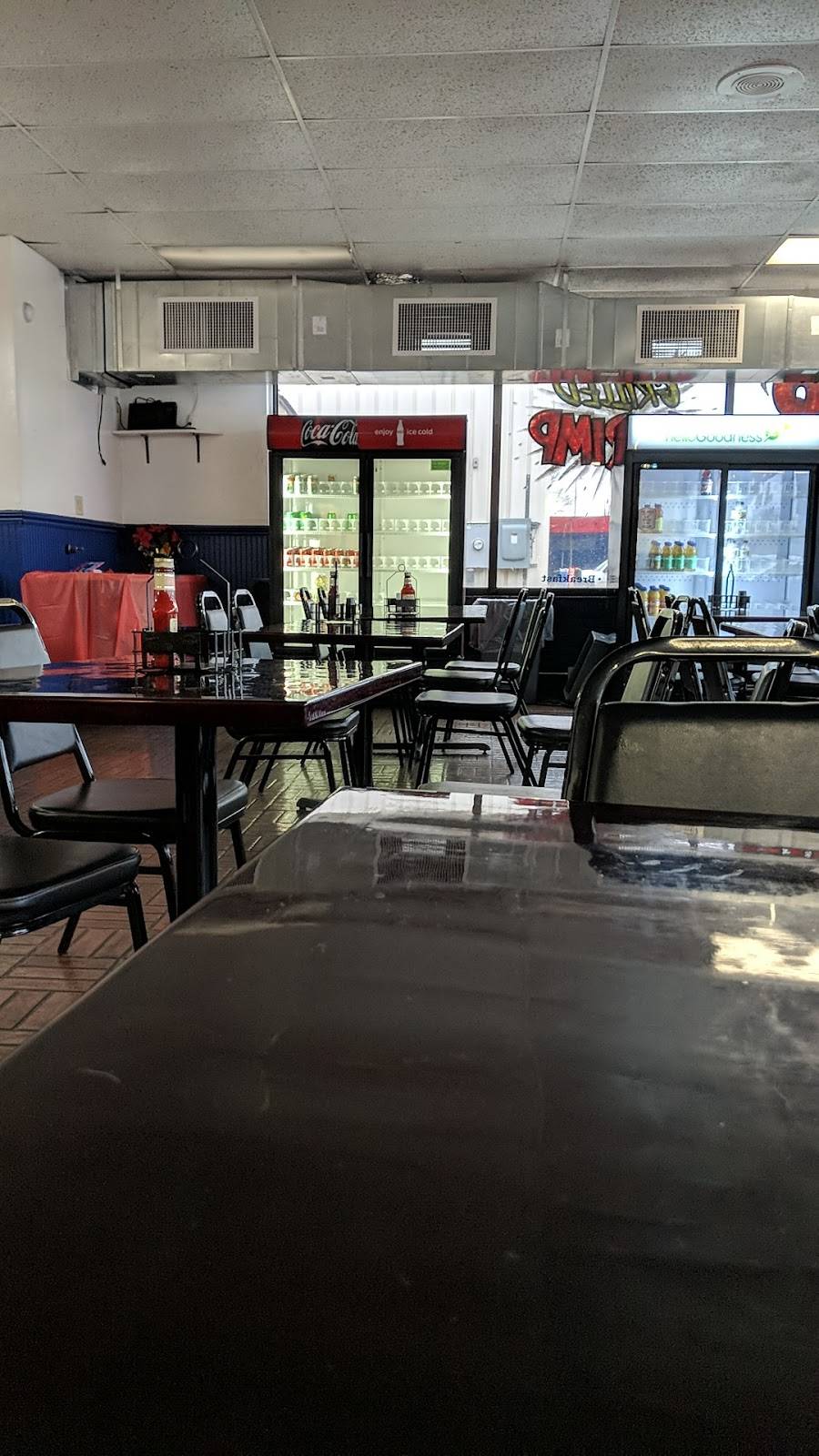 The Grille | restaurant | 3711 Lamar Ave, Memphis, TN 38119, USA | 9013754050 OR +1 901-375-4050