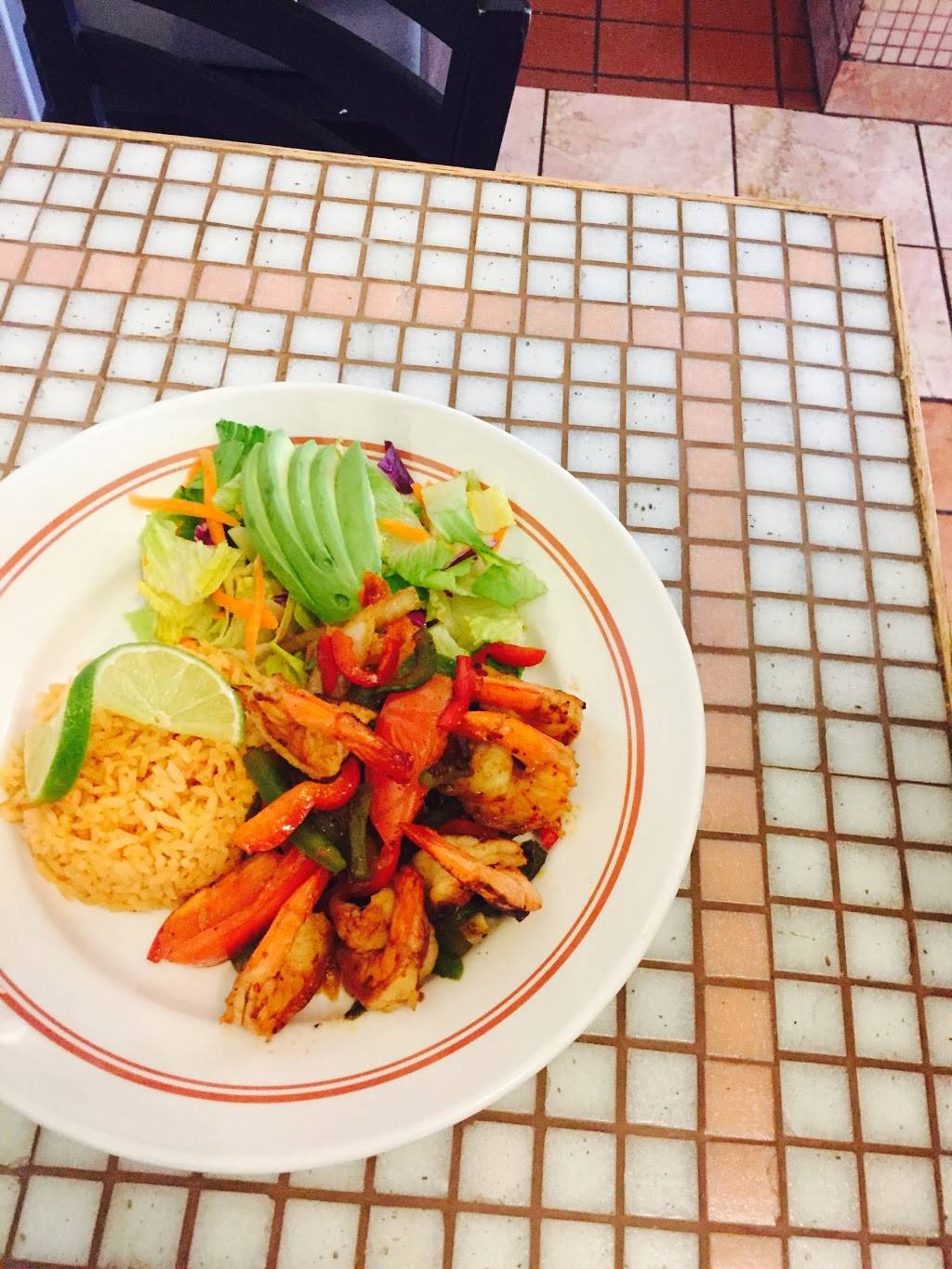 Taco & Burrito House | restaurant | 1548 W Fullerton Ave # 1, Chicago, IL 60614, USA | 7736658389 OR +1 773-665-8389