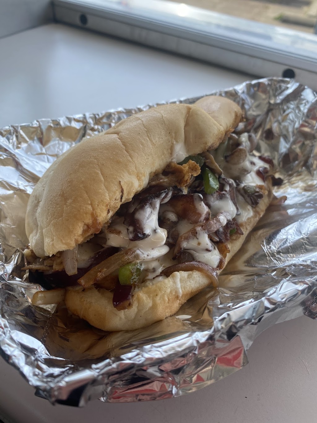 The Buckeye Canteen | restaurant | 1158 Mt Vernon Rd, Newark, OH 43055, USA | 7402588803 OR +1 740-258-8803