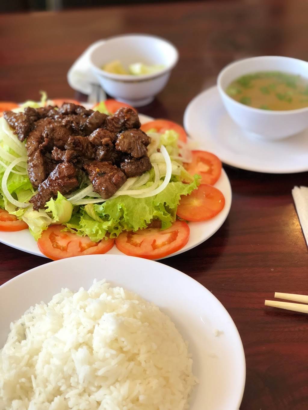 Thanh Binh 2 | restaurant | 23600 Rockfield Blvd # 2H, Lake Forest, CA 92630, USA | 9494571460 OR +1 949-457-1460