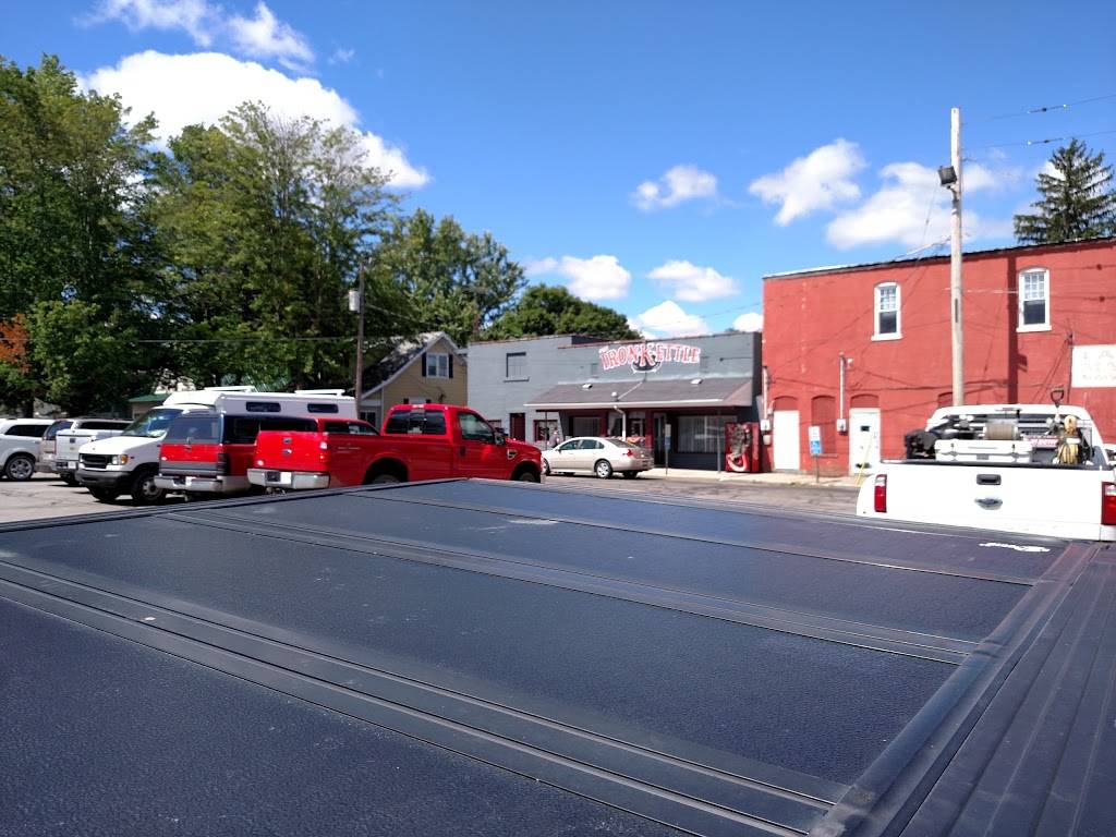 Iron Kettle | restaurant | 103 S Meridian St, Sulphur Springs, IN 47388, USA | 7655334744 OR +1 765-533-4744