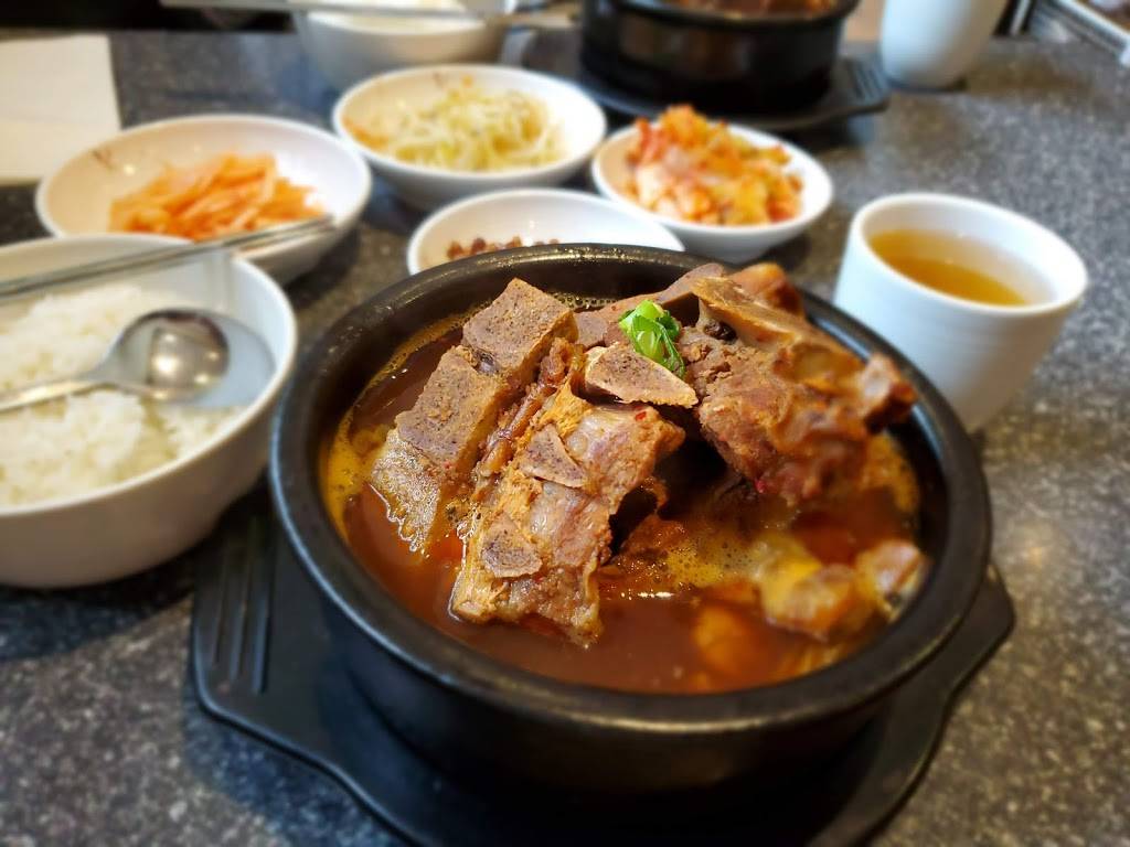 Kim’s Tofu | restaurant | 9019 Bayview Ave #15, Richmond Hill, ON L4B 3M6, Canada | 9057631911 OR +1 905-763-1911