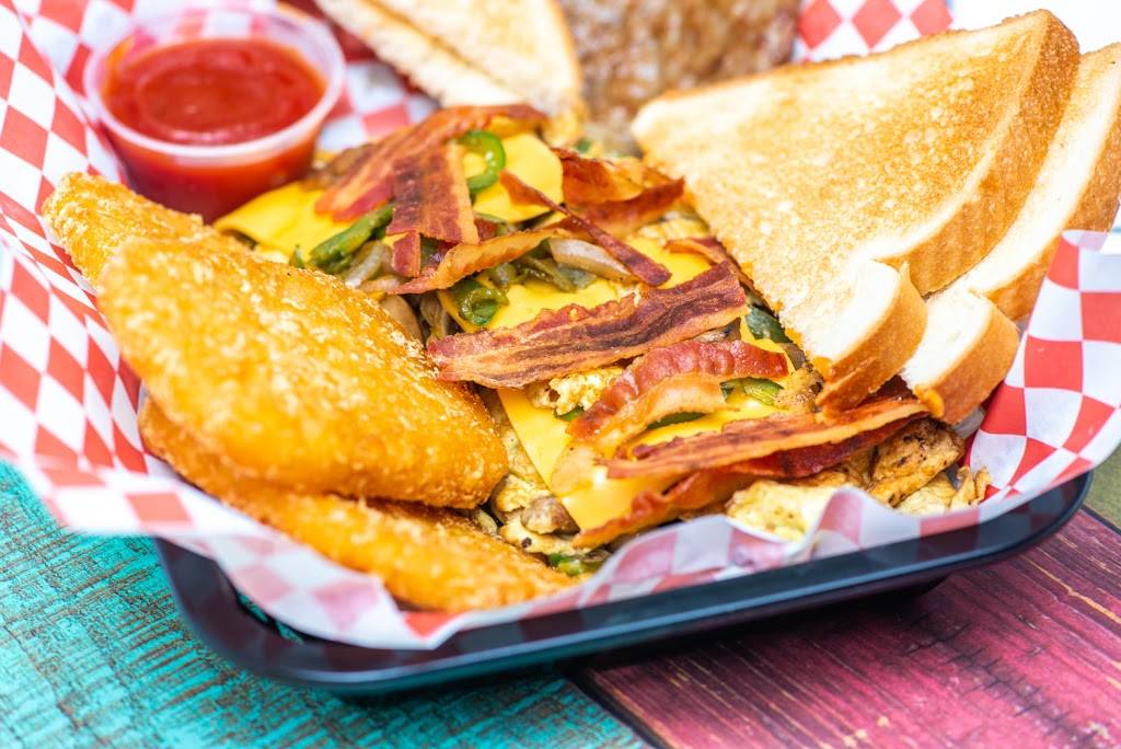 Gilberts Deli | restaurant | 1921 N. Federal Highway @B, Kwik Food Store, Boca Raton, FL 33432, USA | 5619953783 OR +1 561-995-3783