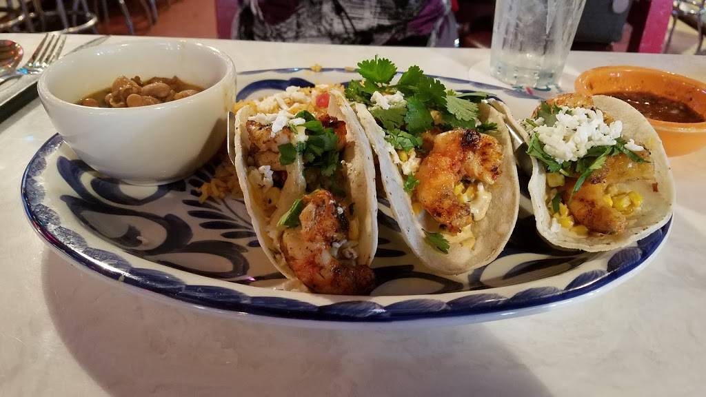 Pappasitos Cantina | restaurant | 10501 I-10, San Antonio, TX 78230, USA | 2106918974 OR +1 210-691-8974