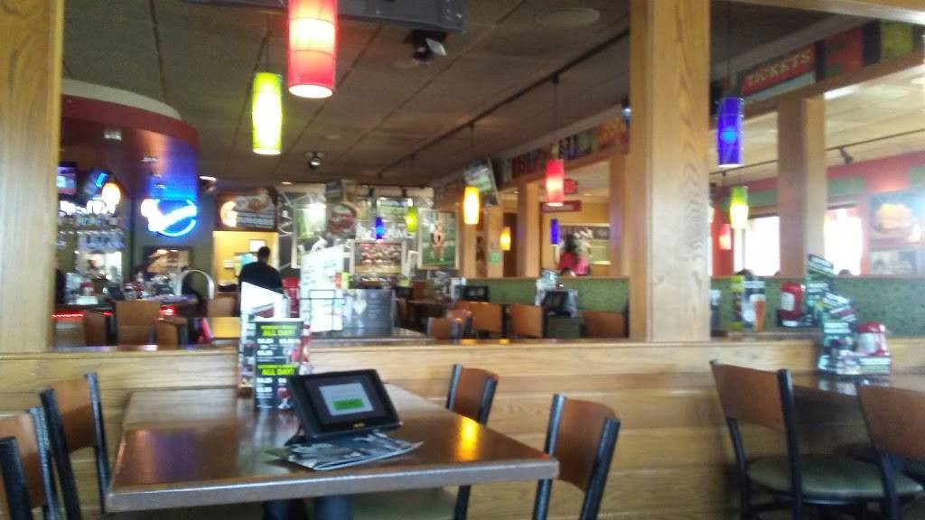 Applebees Grill + Bar | restaurant | 9883 East, US-36, Avon, IN 46123, USA | 3172091692 OR +1 317-209-1692