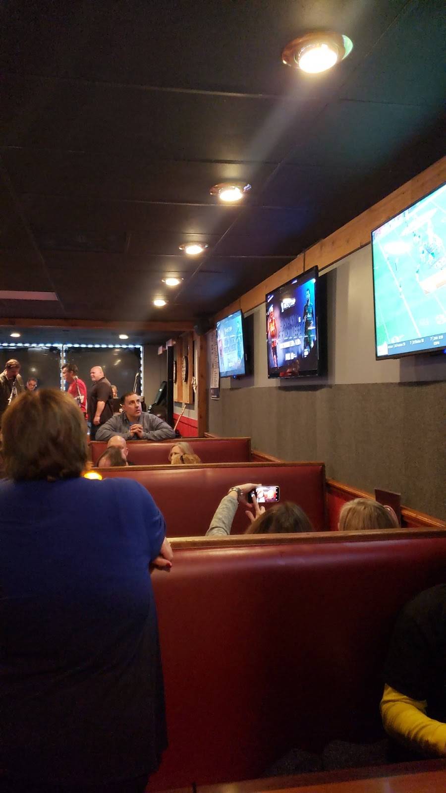 Dilly Ds Sports Grill | restaurant | 1422, 9750 Olde 8 Rd, Northfield, OH 44067, USA | 3304678869 OR +1 330-467-8869