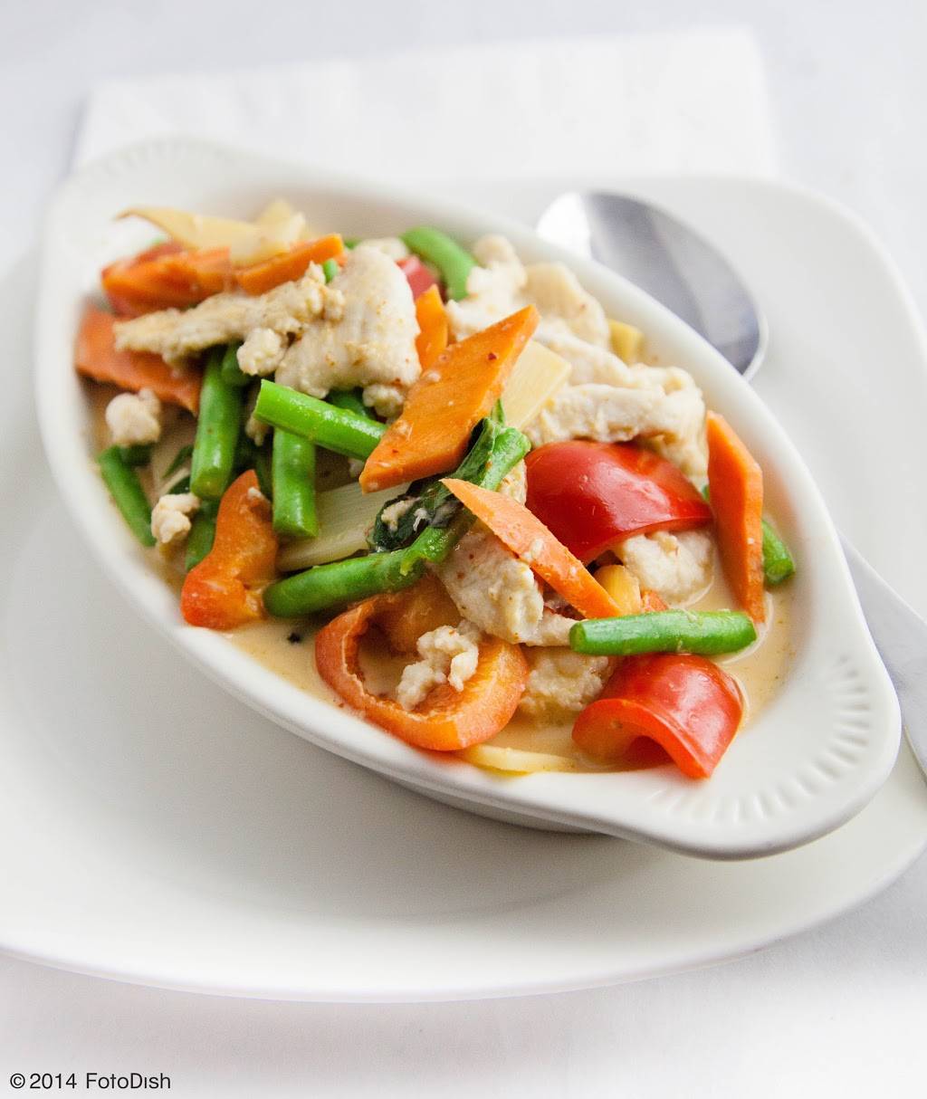 Little Thai Cafe | restaurant | 51 Main St, Watertown, MA 02472, USA | 6179263323 OR +1 617-926-3323