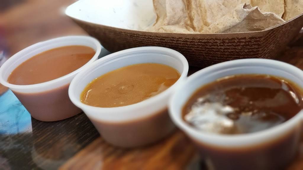 Willie Jewells Old School Bar-B-Q Big Bend | restaurant | 10787 Big Bend Rd, Riverview, FL 33579, USA | 8137413588 OR +1 813-741-3588