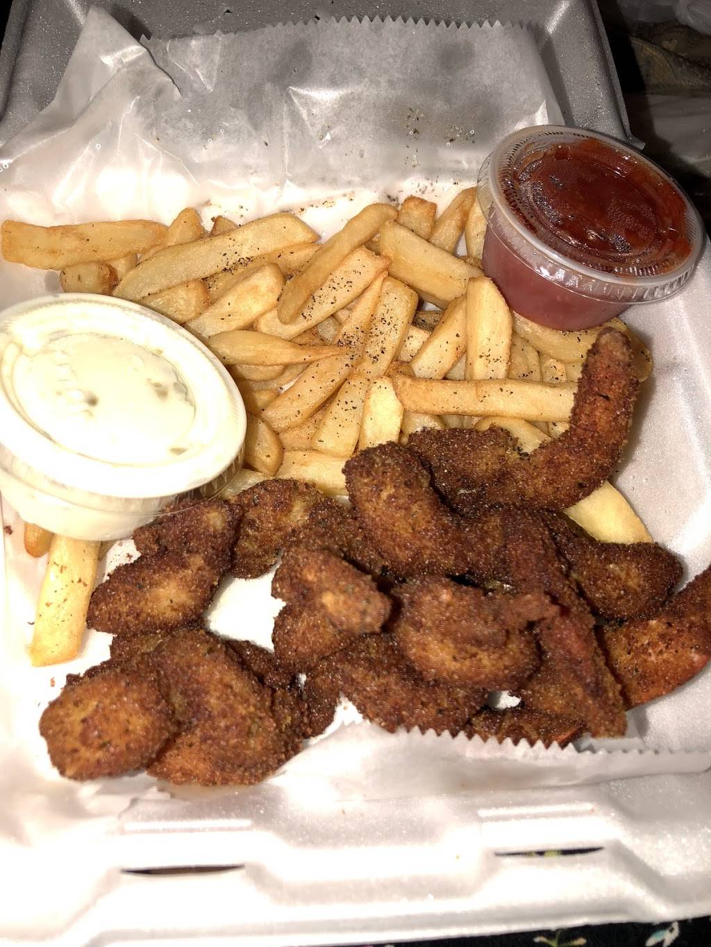 Tasteful Sensations Seafood & Soul Food | restaurant | 3703 Pulaski Ave, Philadelphia, PA 19140, USA | 2679755491 OR +1 267-975-5491