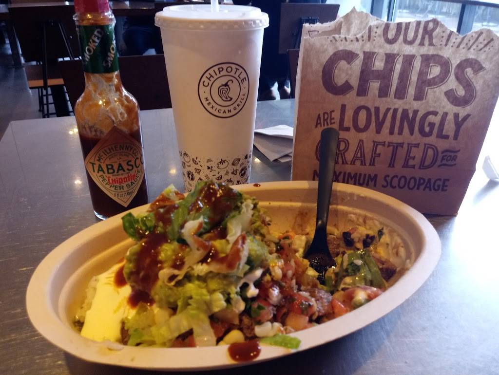 Chipotle Mexican Grill | restaurant | 105 Wolf Rd, Albany, NY 12205, USA | 5184387590 OR +1 518-438-7590