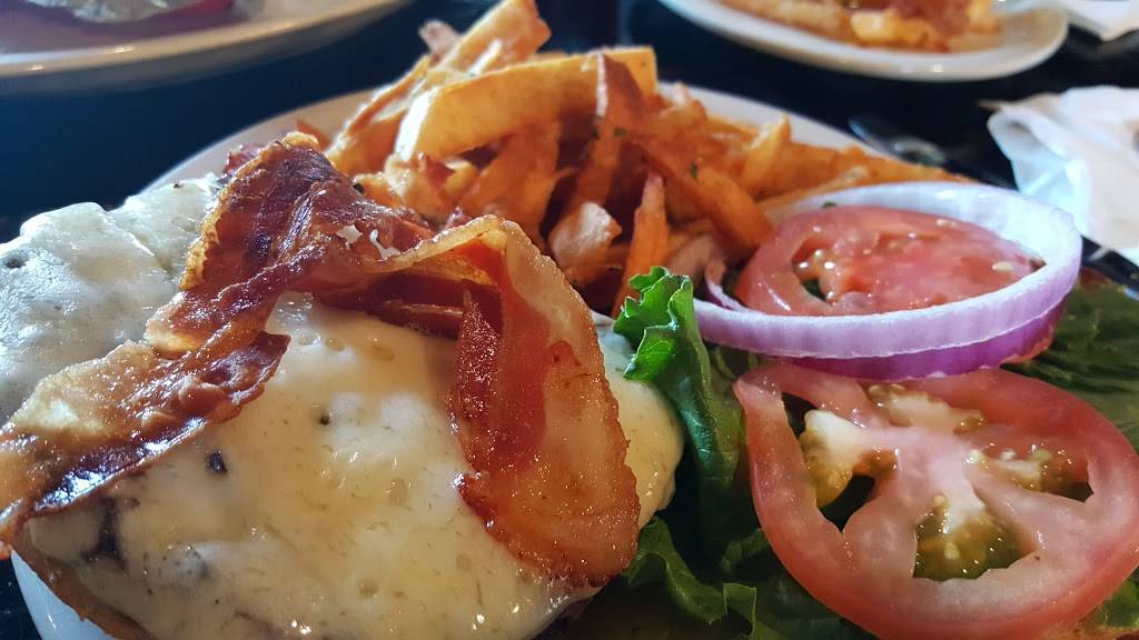 The Londoner | restaurant | 14930 Midway Rd, Addison, TX 75001, USA | 9724582444 OR +1 972-458-2444