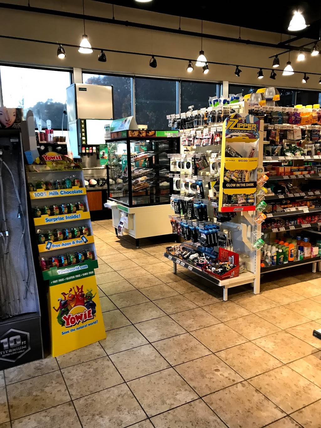 7-Eleven | bakery | 131 Lexington St, Waltham, MA 02452, USA | 7818930219 OR +1 781-893-0219