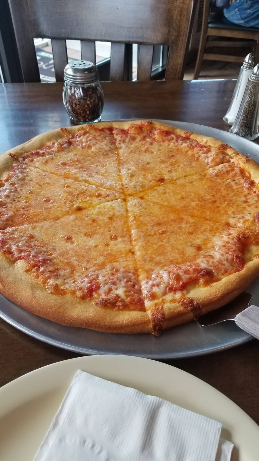 Paesanos Pizza Italian Restaurant | restaurant | 1 W Main St, New Freedom, PA 17349, USA | 7172354879 OR +1 717-235-4879