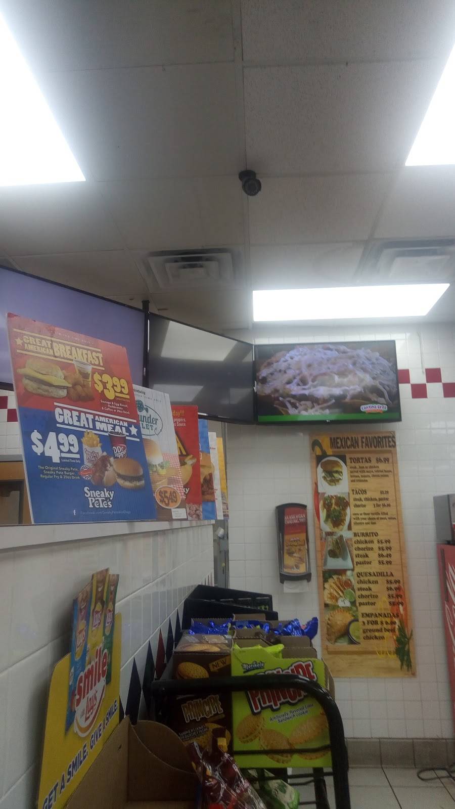 Sneaky Petes Hot Dogs | restaurant | 3229 Hwy 52 W, Pelham, AL 35124, USA | 2056216448 OR +1 205-621-6448