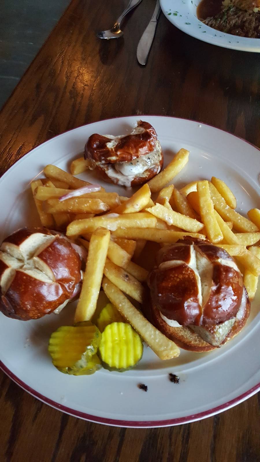 Paddy Ryans Irish Pub | restaurant | 709 Rodeo Dr, Hudson, WI 54016, USA | 7153818205 OR +1 715-381-8205