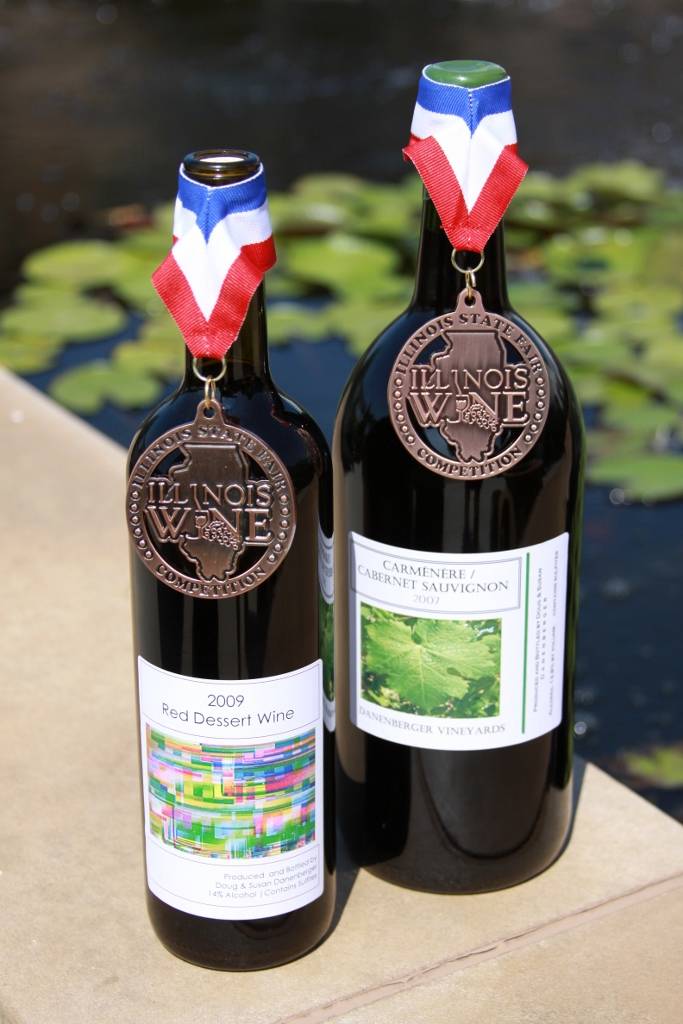 Danenberger Family Vineyards | restaurant | 12341 Irish Rd, New Berlin, IL 62670, USA | 2174886321 OR +1 217-488-6321