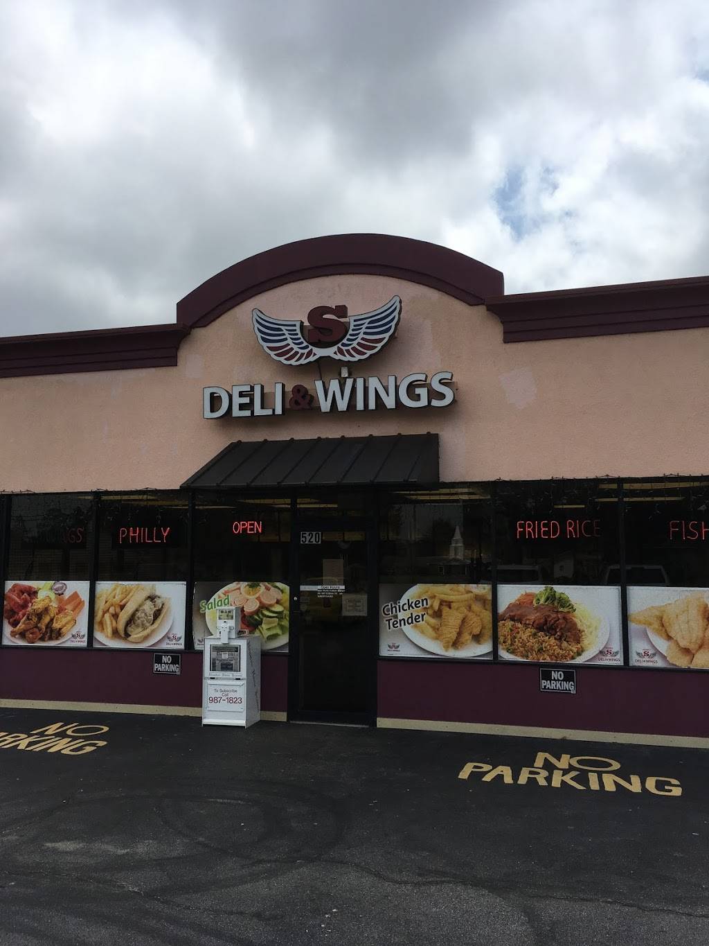 Deli & Wings | restaurant | 520 General Courtney Hodges Blvd, Perry, GA 31069, USA | 4782180400 OR +1 478-218-0400
