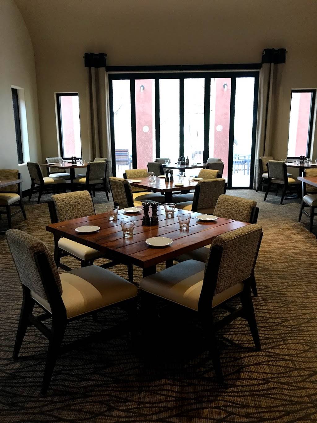 KoSin Restaurant | restaurant | 5594 W Wild Horse Pass Blvd, Chandler, AZ 85226, USA | 6022250100 OR +1 602-225-0100