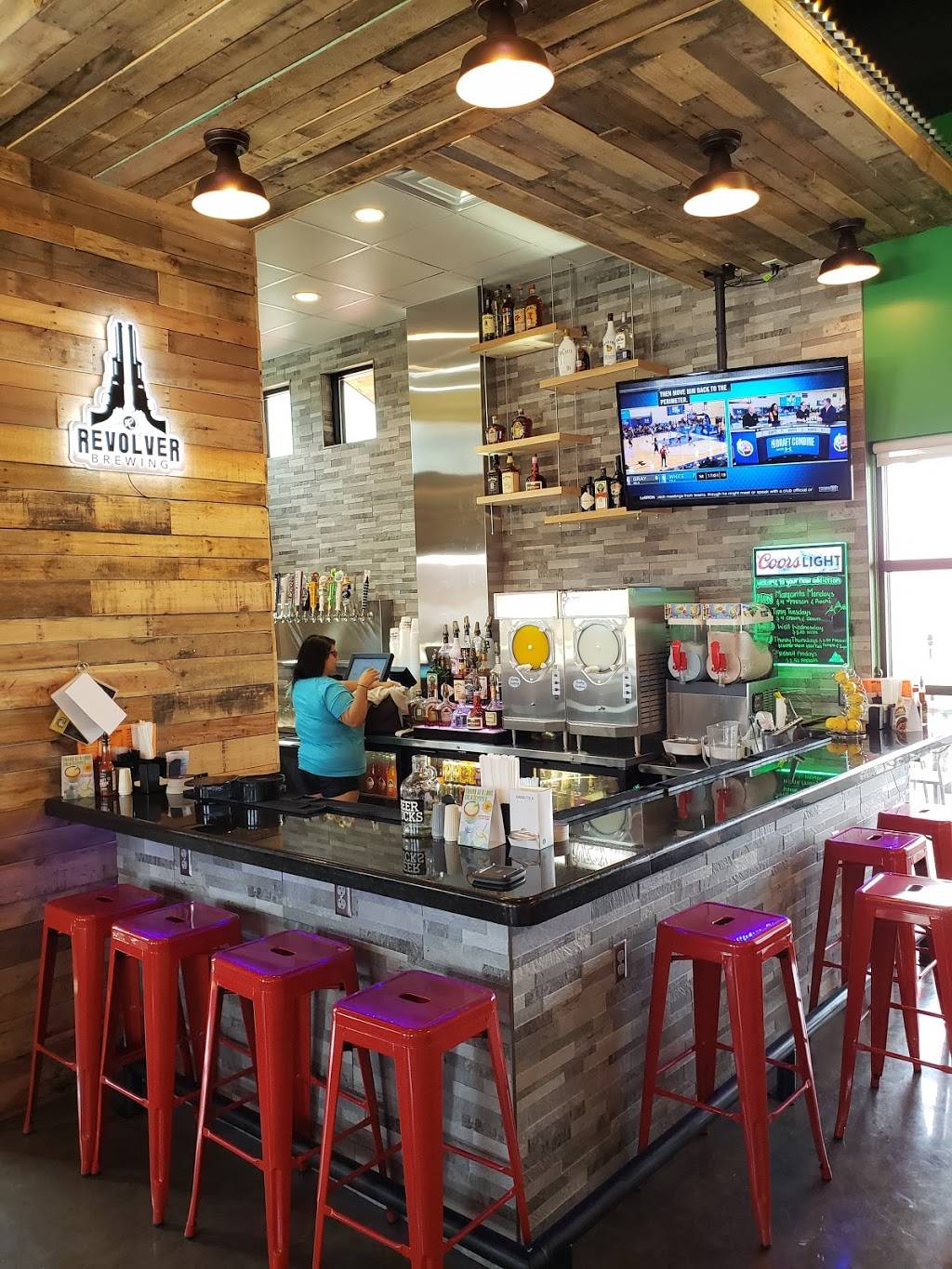 Fuzzys Taco Shop | restaurant | 4105 S Beltline Rd, Balch Springs, TX 75181, USA | 9729135090 OR +1 972-913-5090