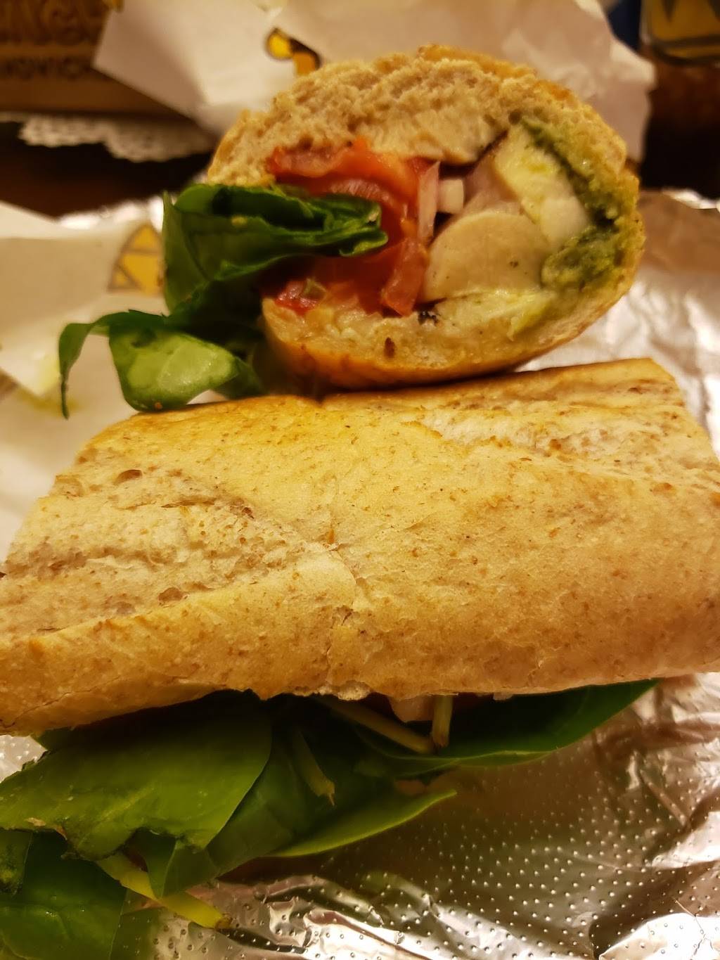 Which Wich Superior Sandwiches | restaurant | 307 N 114th St, Omaha, NE 68154, USA | 4029339425 OR +1 402-933-9425